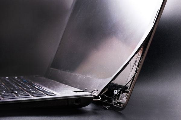 broken-laptop-with-damaged-screen